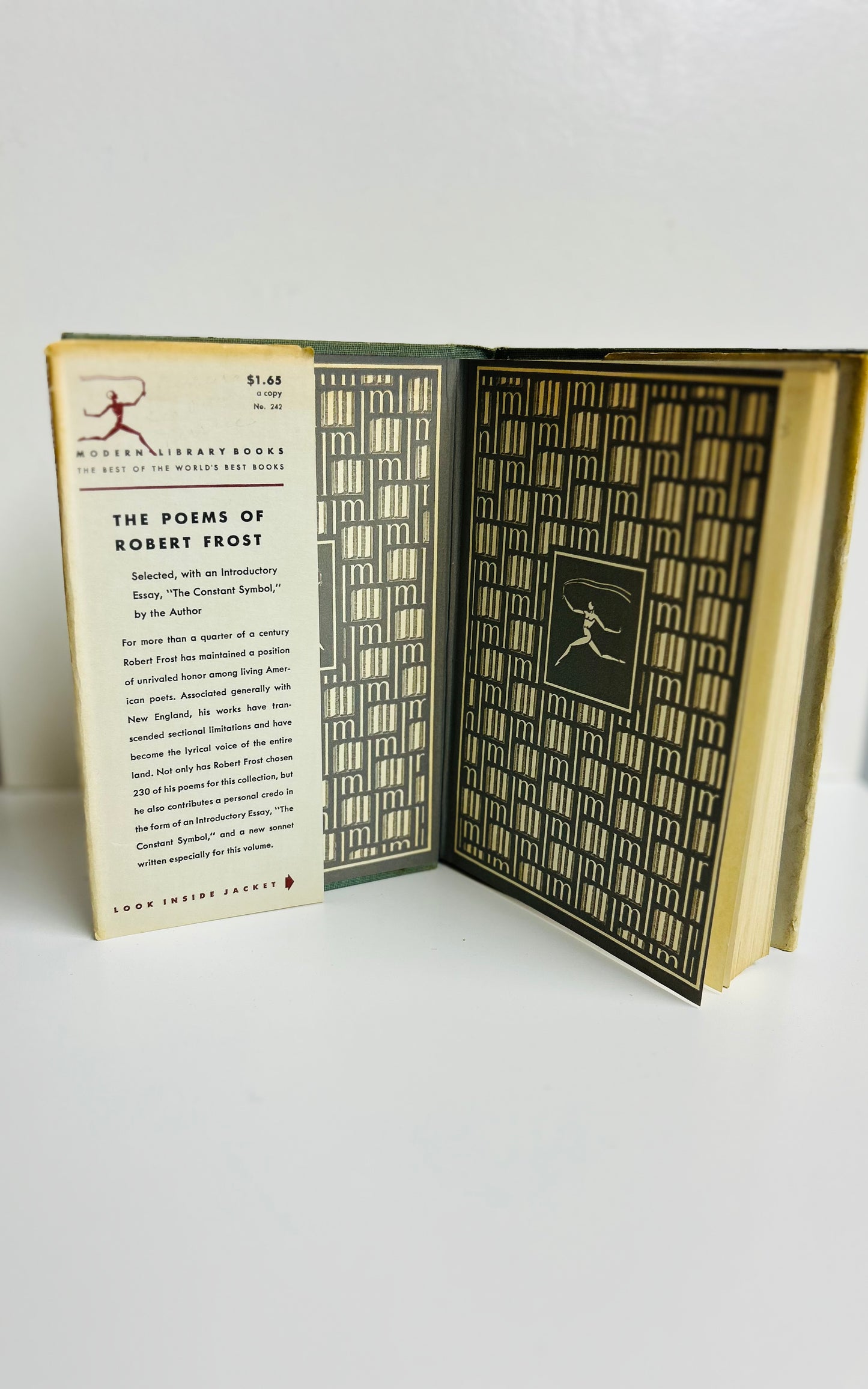 The Poems of Robert Frost