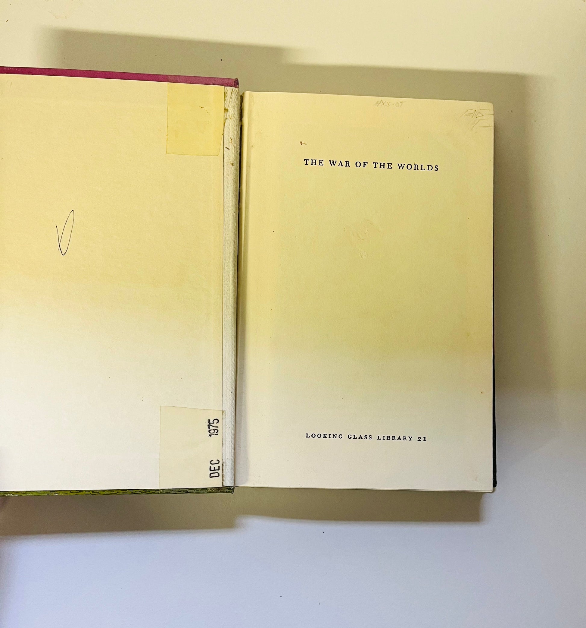 The War of the Worlds - Burning Tree Books