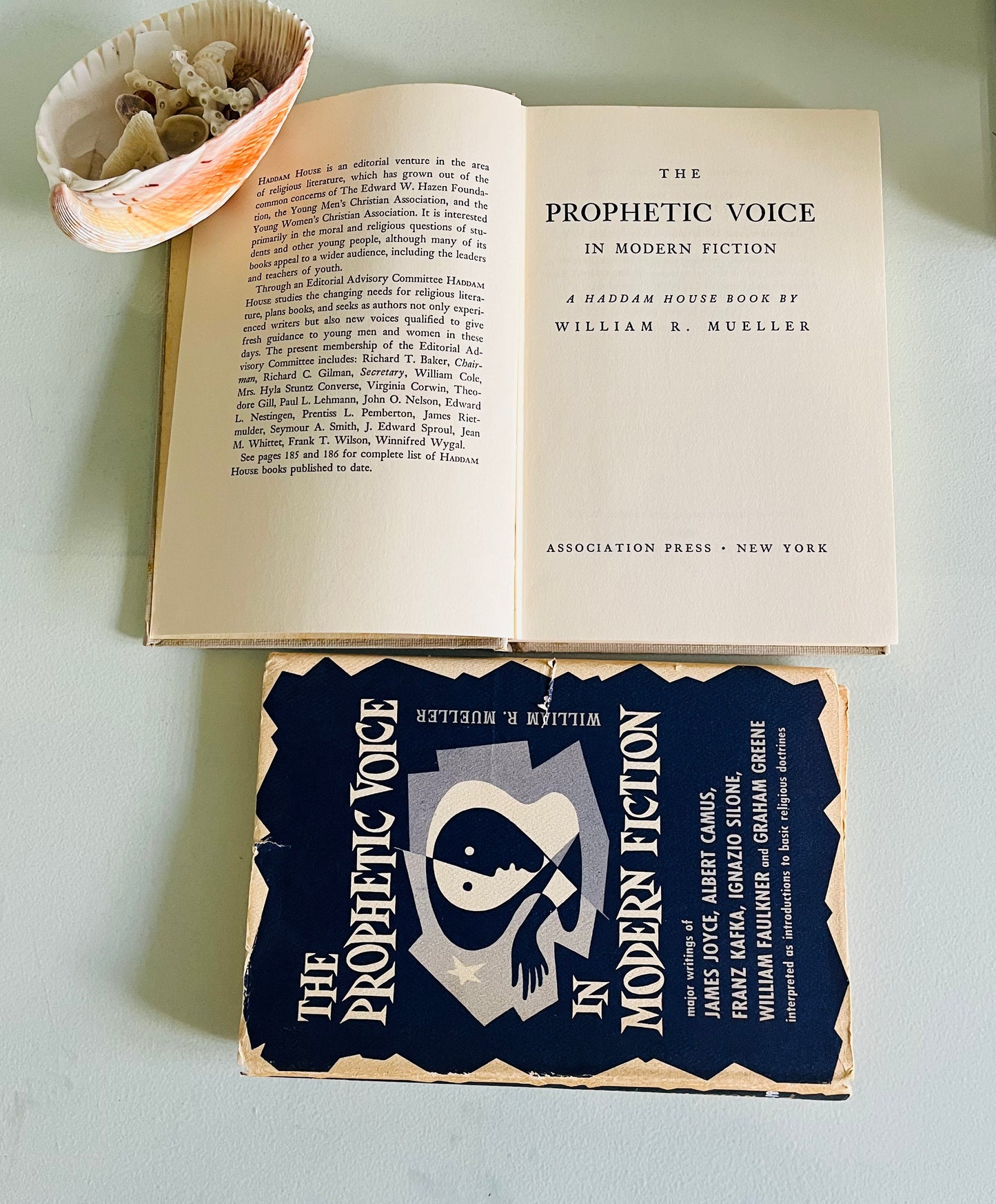 The Prophetic Voice in Modern Fiction