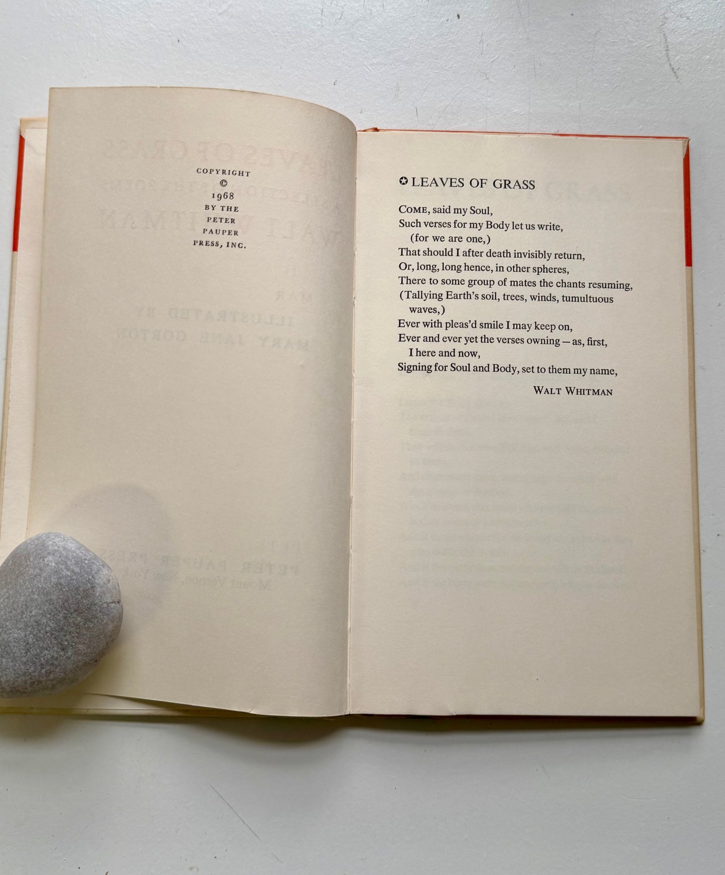 Leaves of Grass: A Selection of the Poems